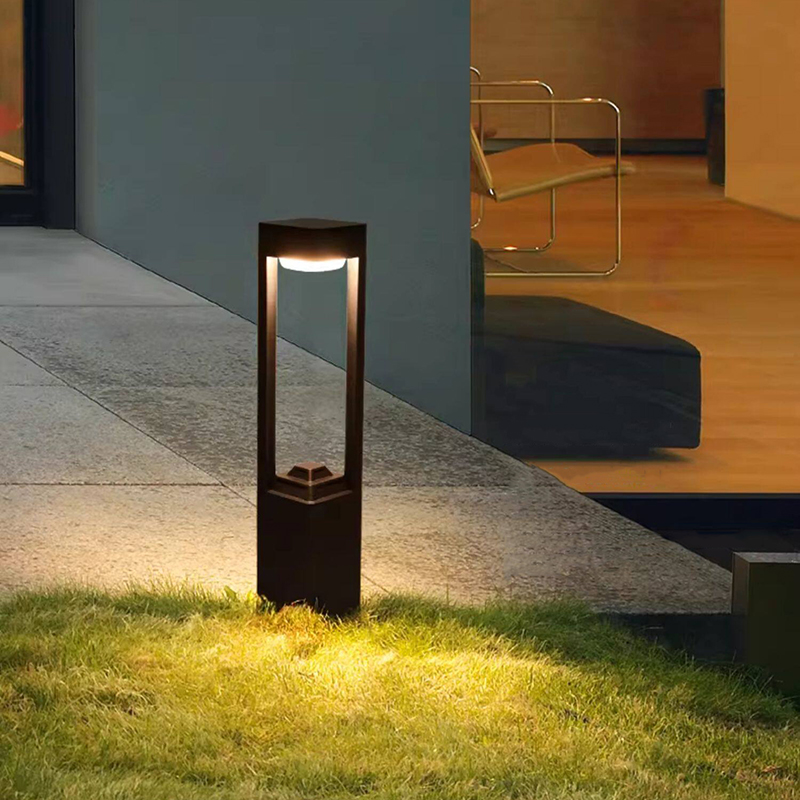 Solar Garden Light - Lampada da terra luminosa per esterni