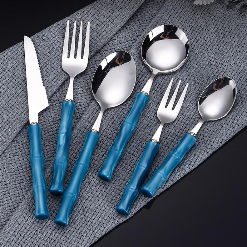 Set di posate in acrilico con  - Bamboo Cutlery recensione e prezzo