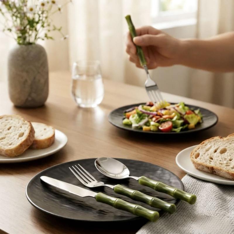Set di posate in acrilico con  - Bamboo Cutlery recensione e prezzo